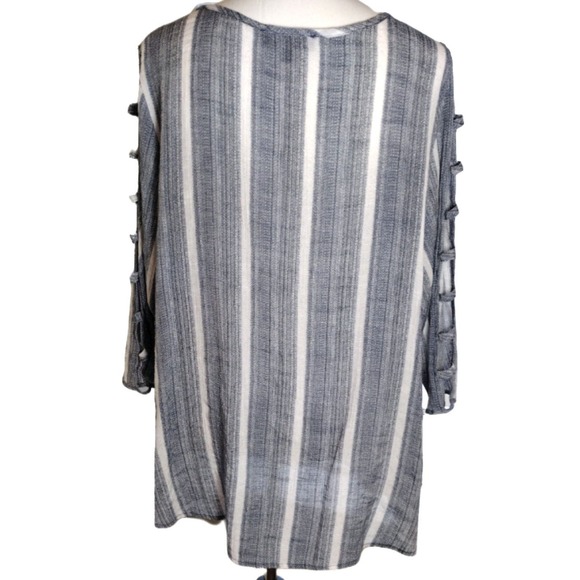 💸$10 Fred David Peekaboo Shoulder Arm Detail Women's 1X Tie Front Blouse - Picture 4 of 6